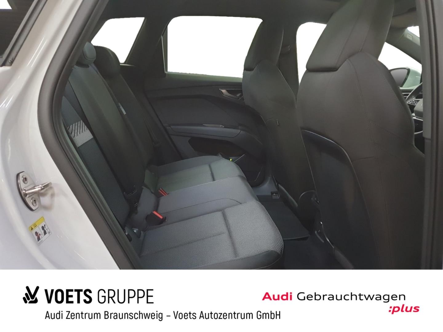 Bild über Audi Q4 e-tron 40 e-tron - für weitere Informationen kontaktieren Sie den Audi Partner
