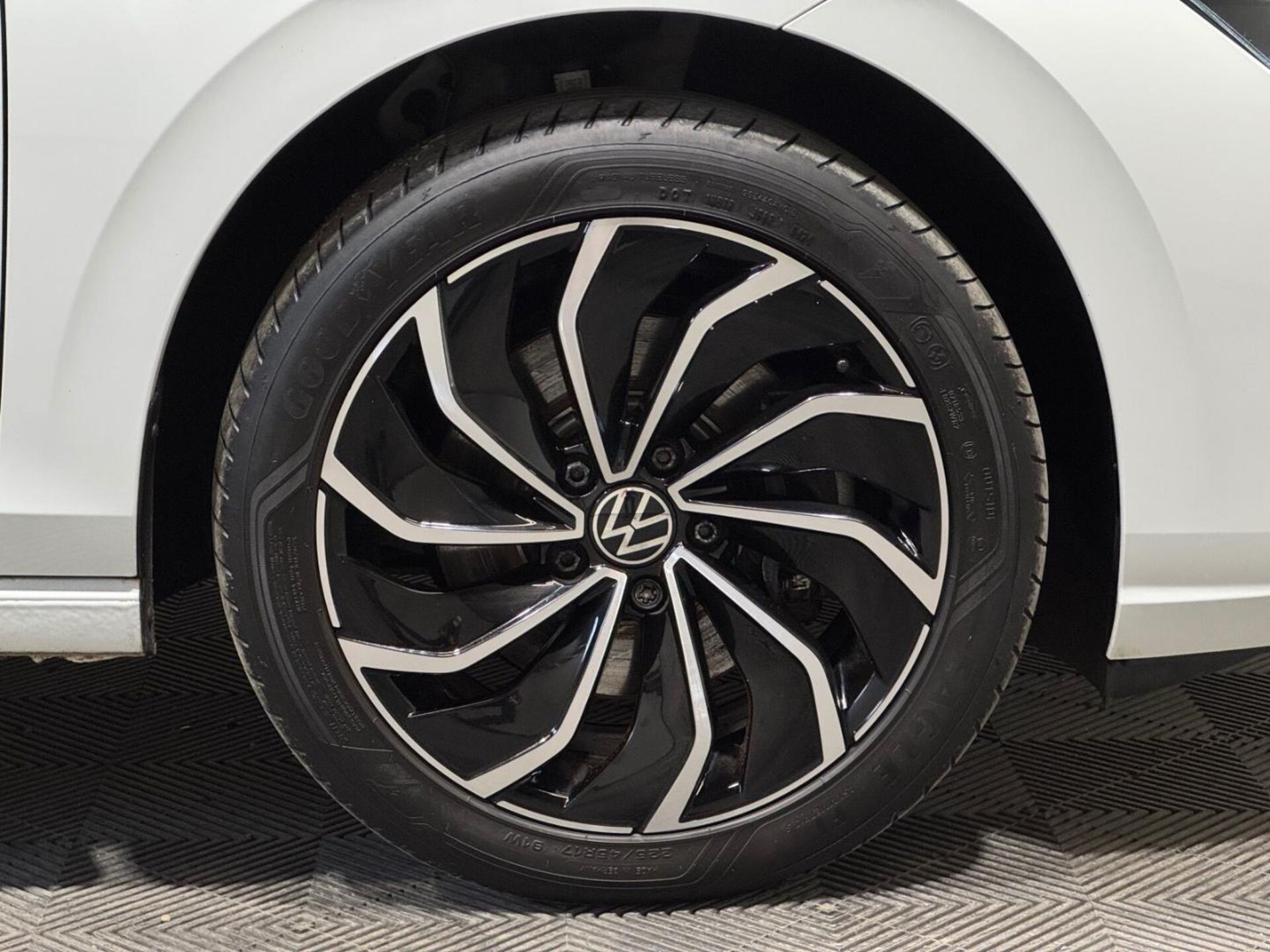 Volkswagen Golf Variant Style