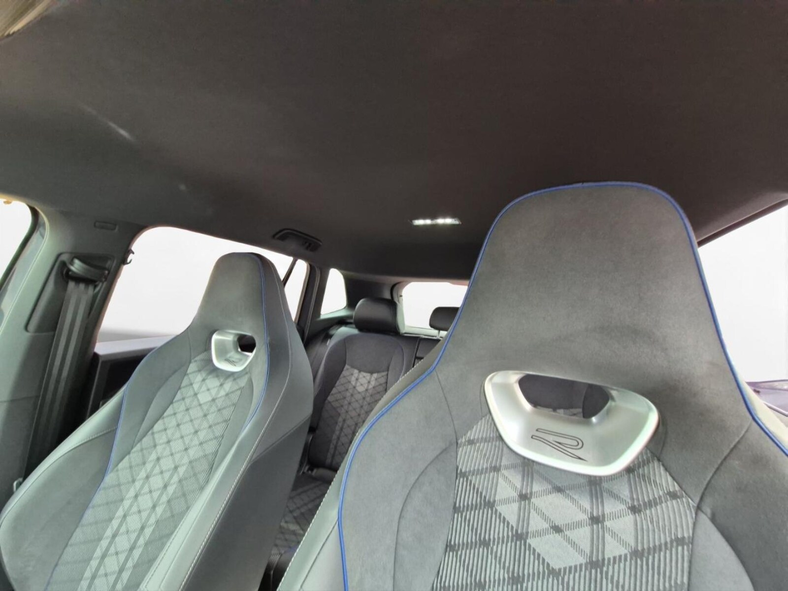 Volkswagen Tiguan – Bild 6
