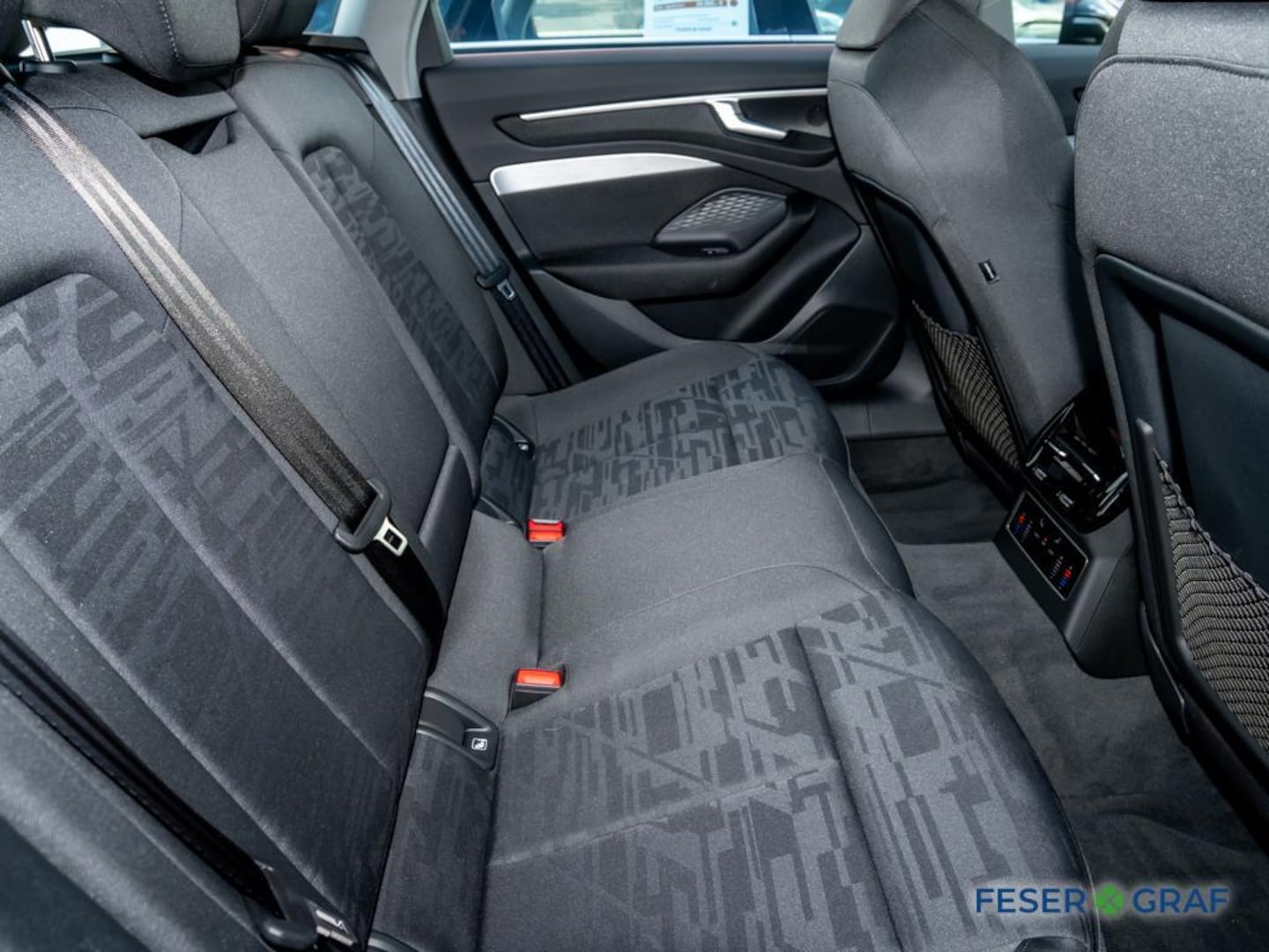 Bild über Audi A6 Avant TDI quattro 150 kW S tronic - für weitere Informationen kontaktieren Sie den Audi Partner