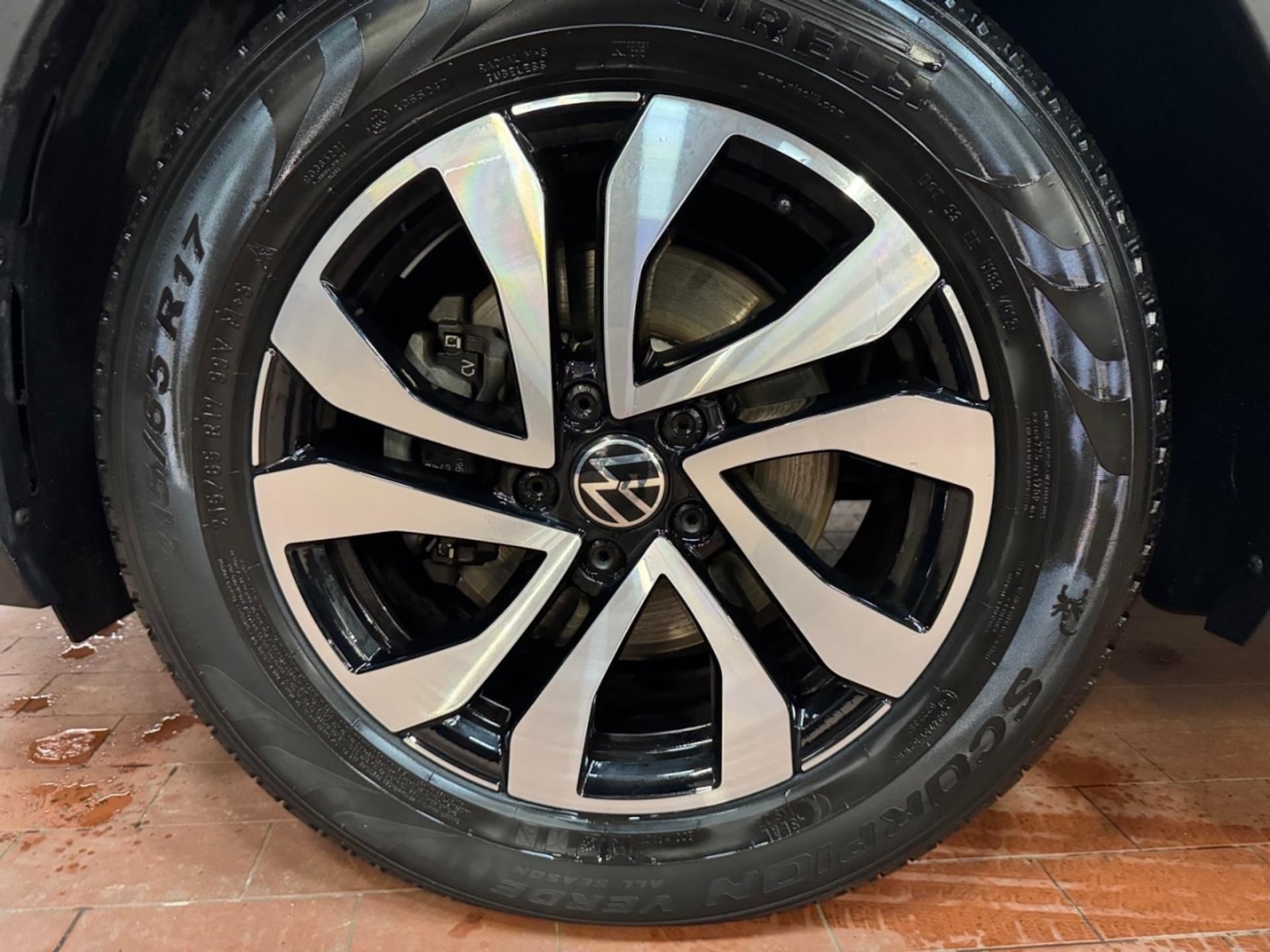 Volkswagen Tiguan Active