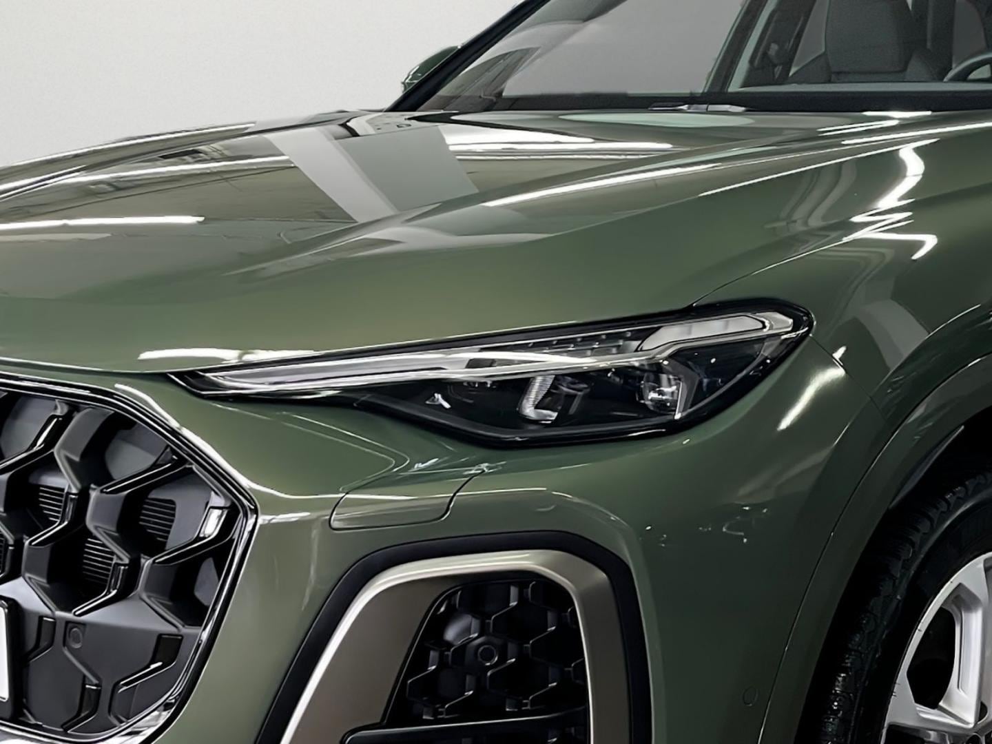 Bild über Audi Q5 SUV TDI quattro 150 kW S tronic - für weitere Informationen kontaktieren Sie den Audi Partner