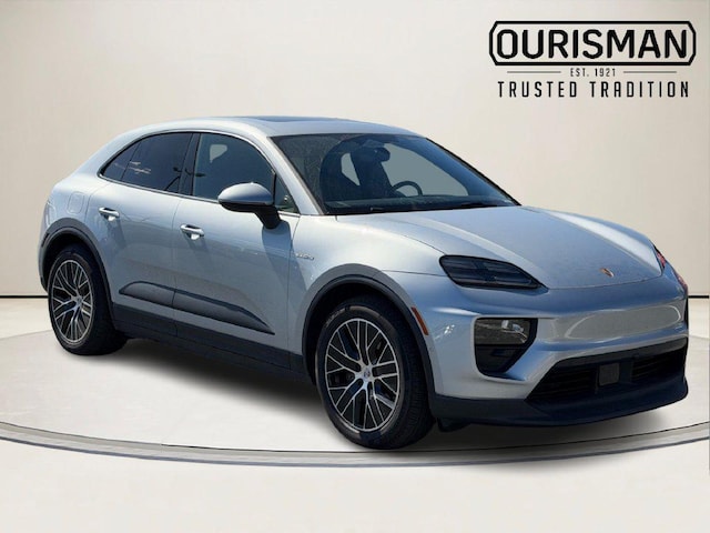 Photo of 2025 Porsche Macan Electric 