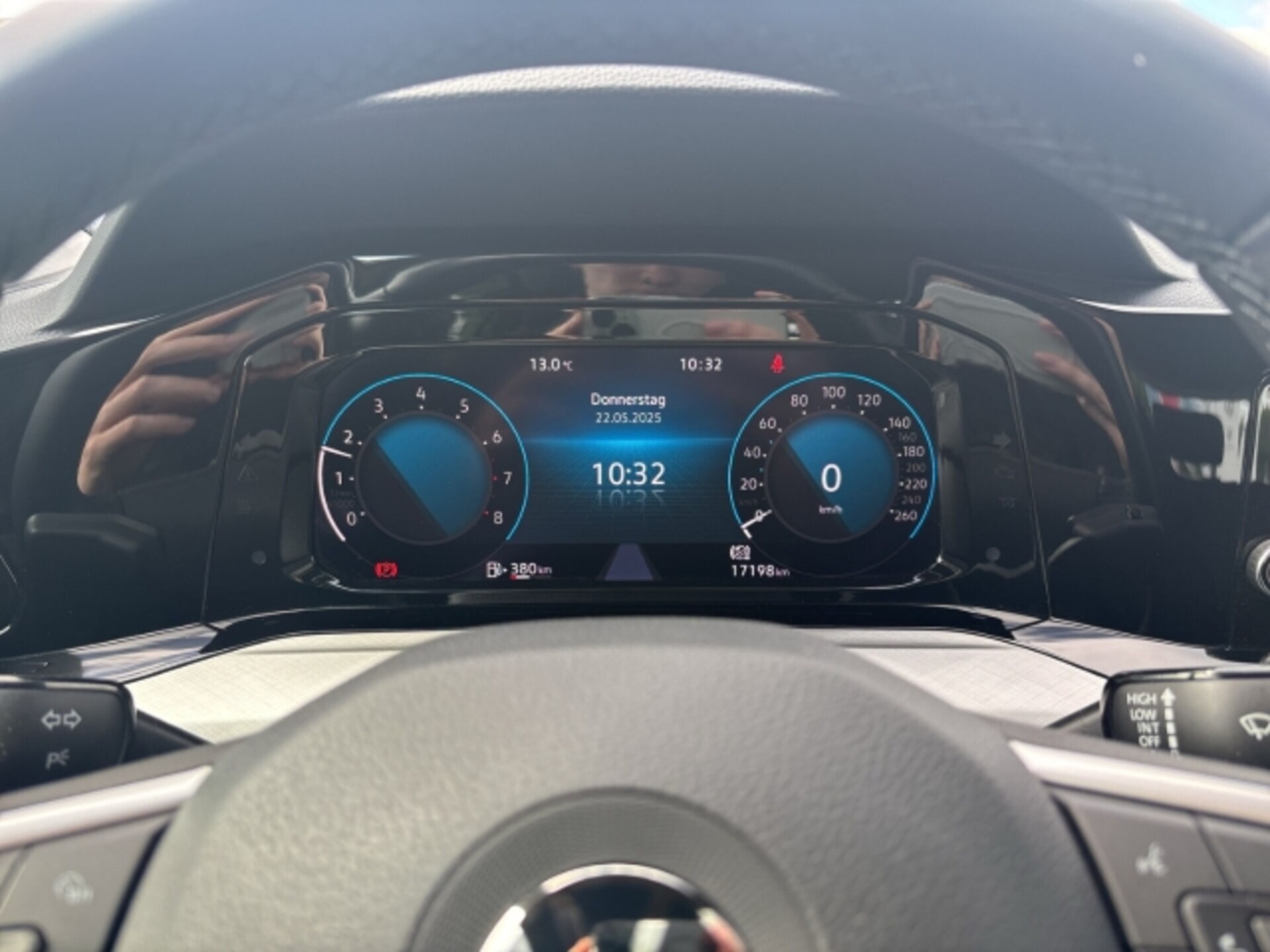 Volkswagen Golf Life