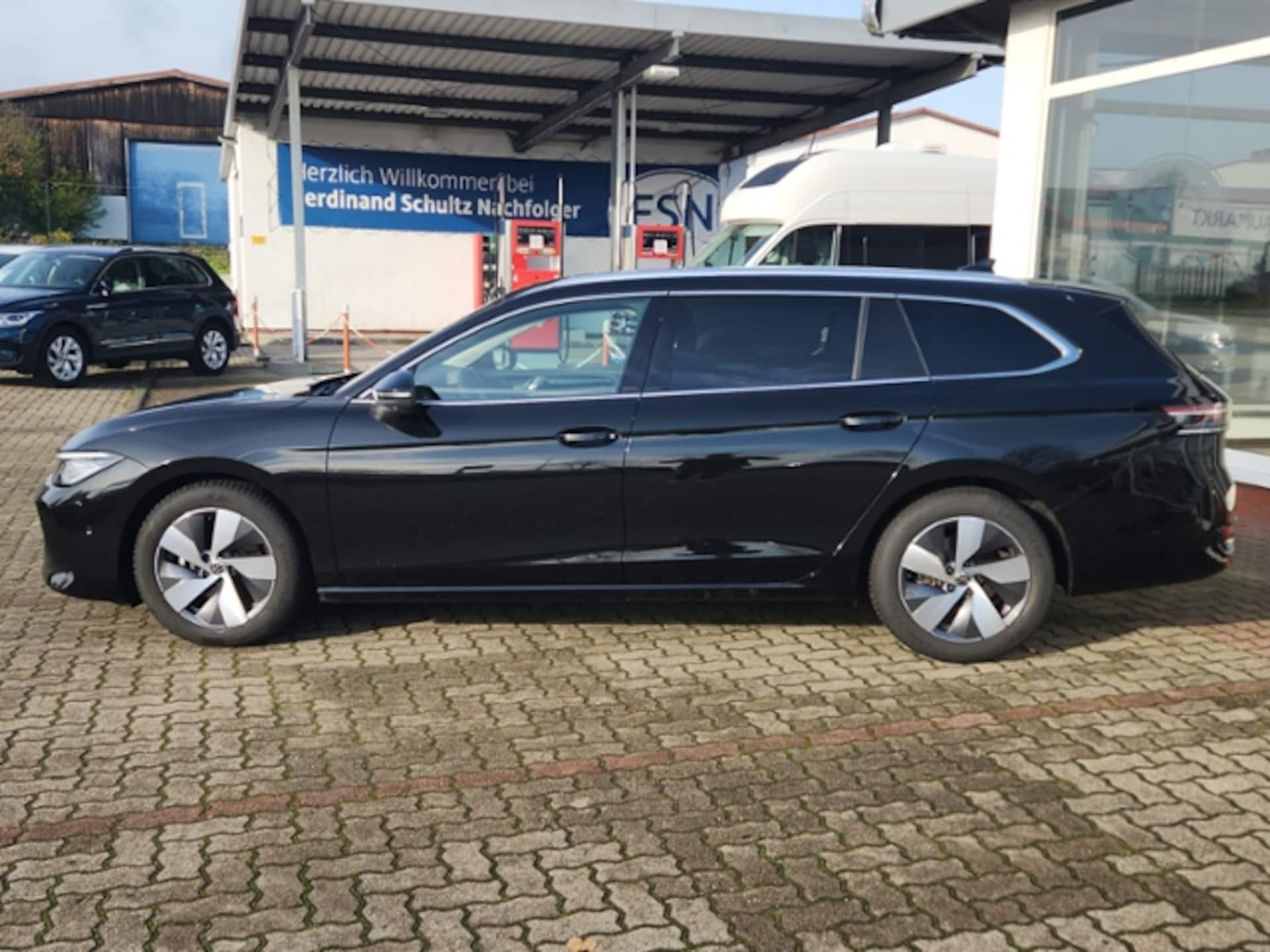 Volkswagen Passat Elegance