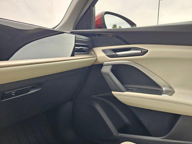2025 Audi Q5 Premium - Photo 25