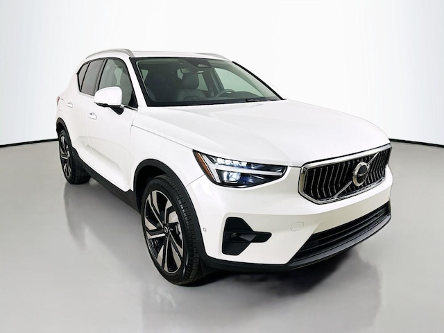 2024 Volvo XC40