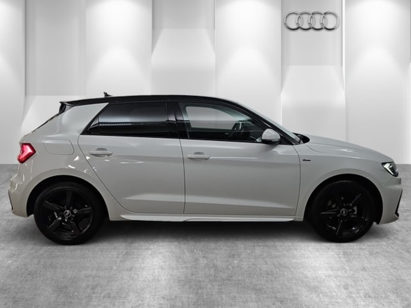 Bild über Audi A1 Sportback S line 25 TFSI S tronic - für weitere Informationen kontaktieren Sie den Audi Partner