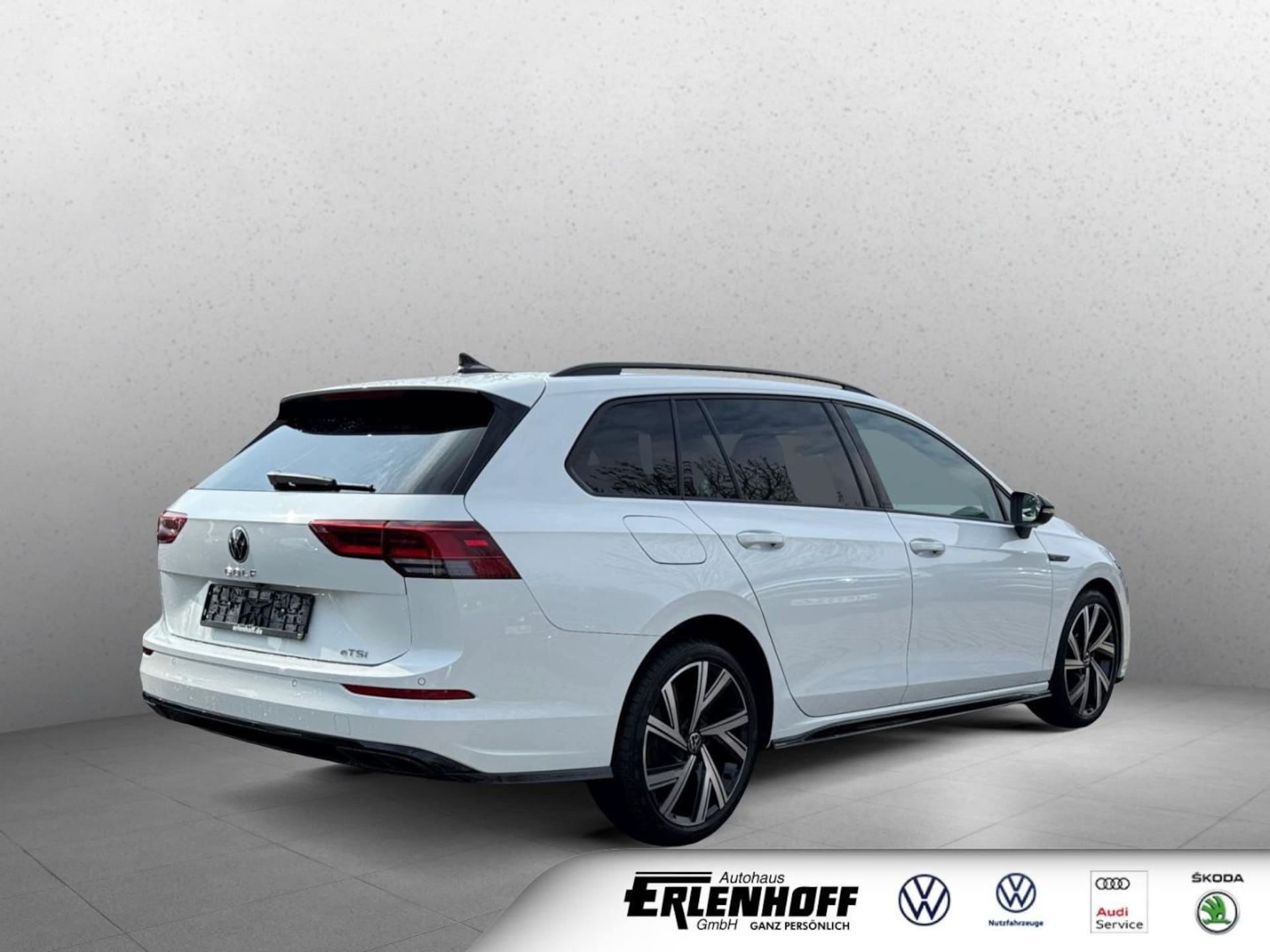 Volkswagen Golf Variant R-Line