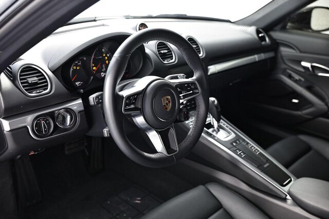 2025 Porsche 718 Cayman