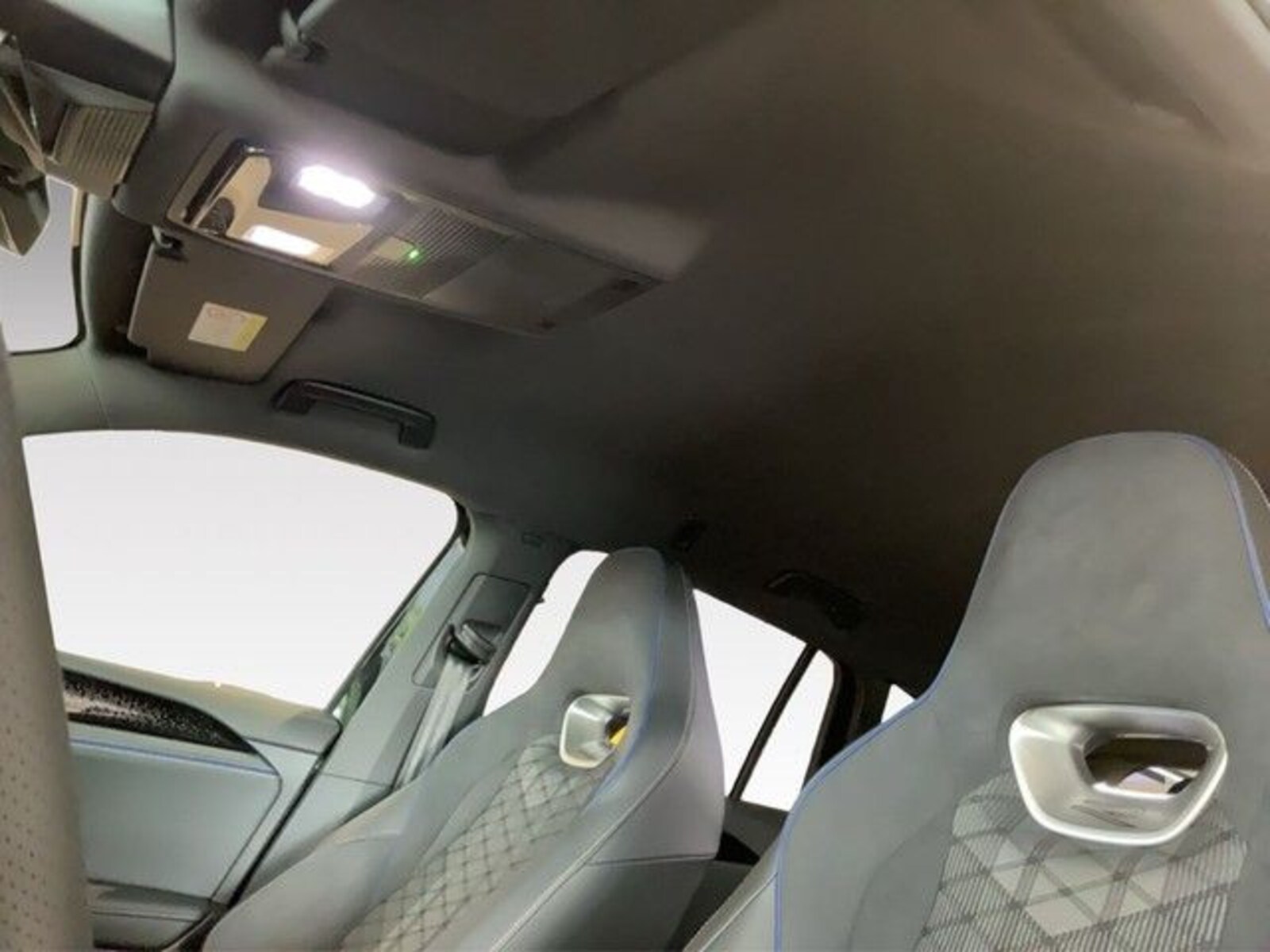 Volkswagen Tiguan – Bild 15