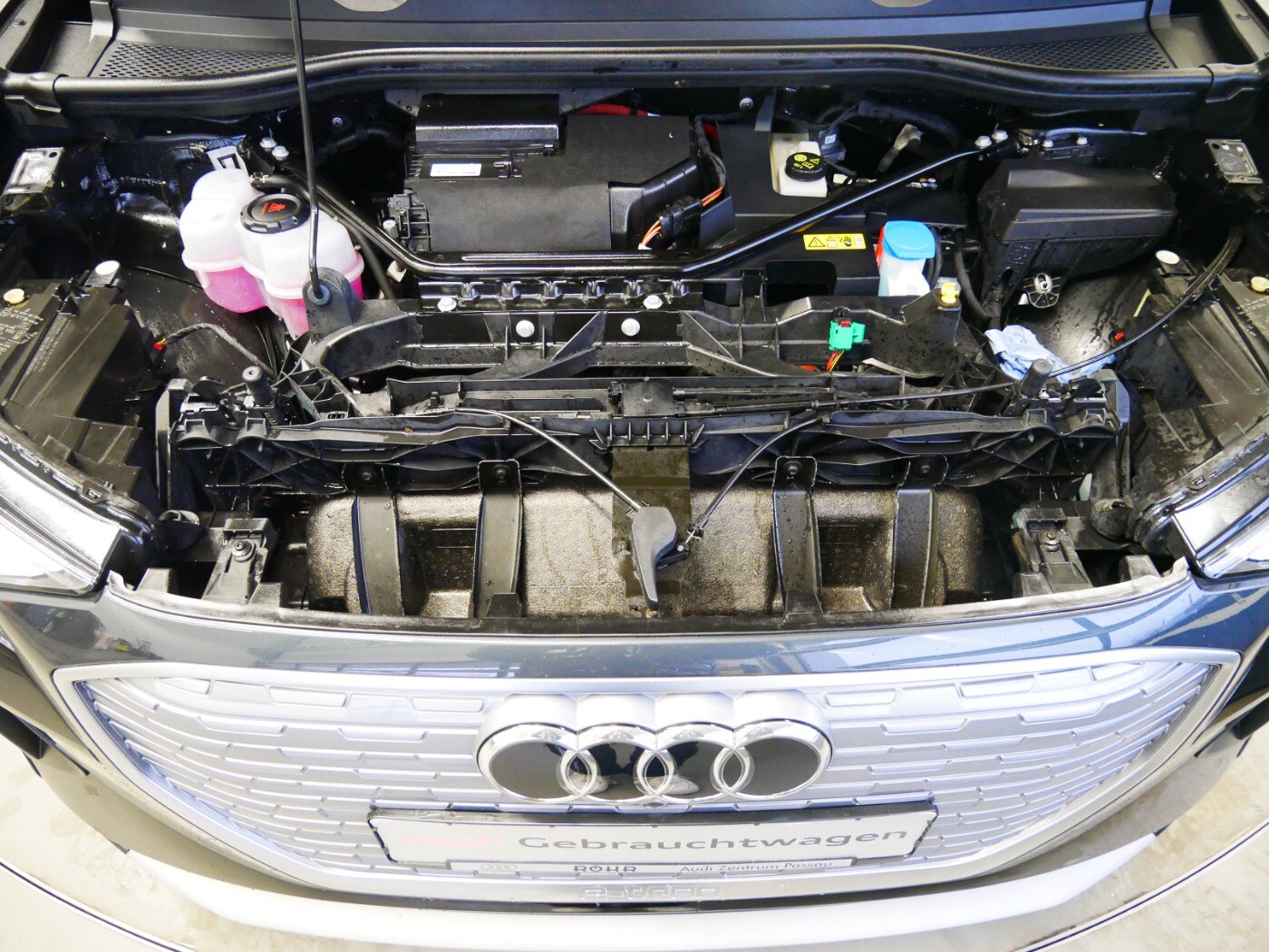 Image about Audi Q4 e-tron 40 e-tron