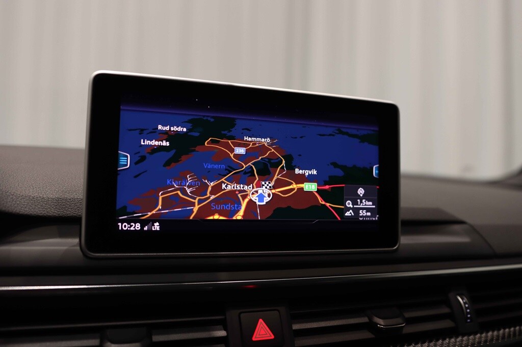 Bild som visar&nbsp;Audi RS 4 Avant&nbsp;RS 4 Avant 2.9 TFSI quattro 450 hk tiptronic - för mer information kontakta din Audi Partner