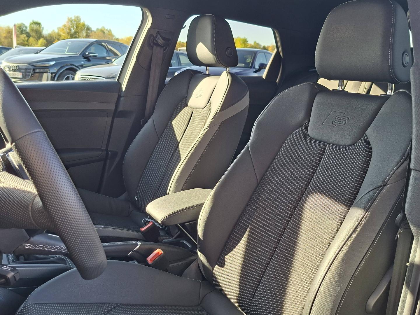 Image about Audi A1 Sportback S line plus 35 TFSI 110 kW (150 ch) S tronic