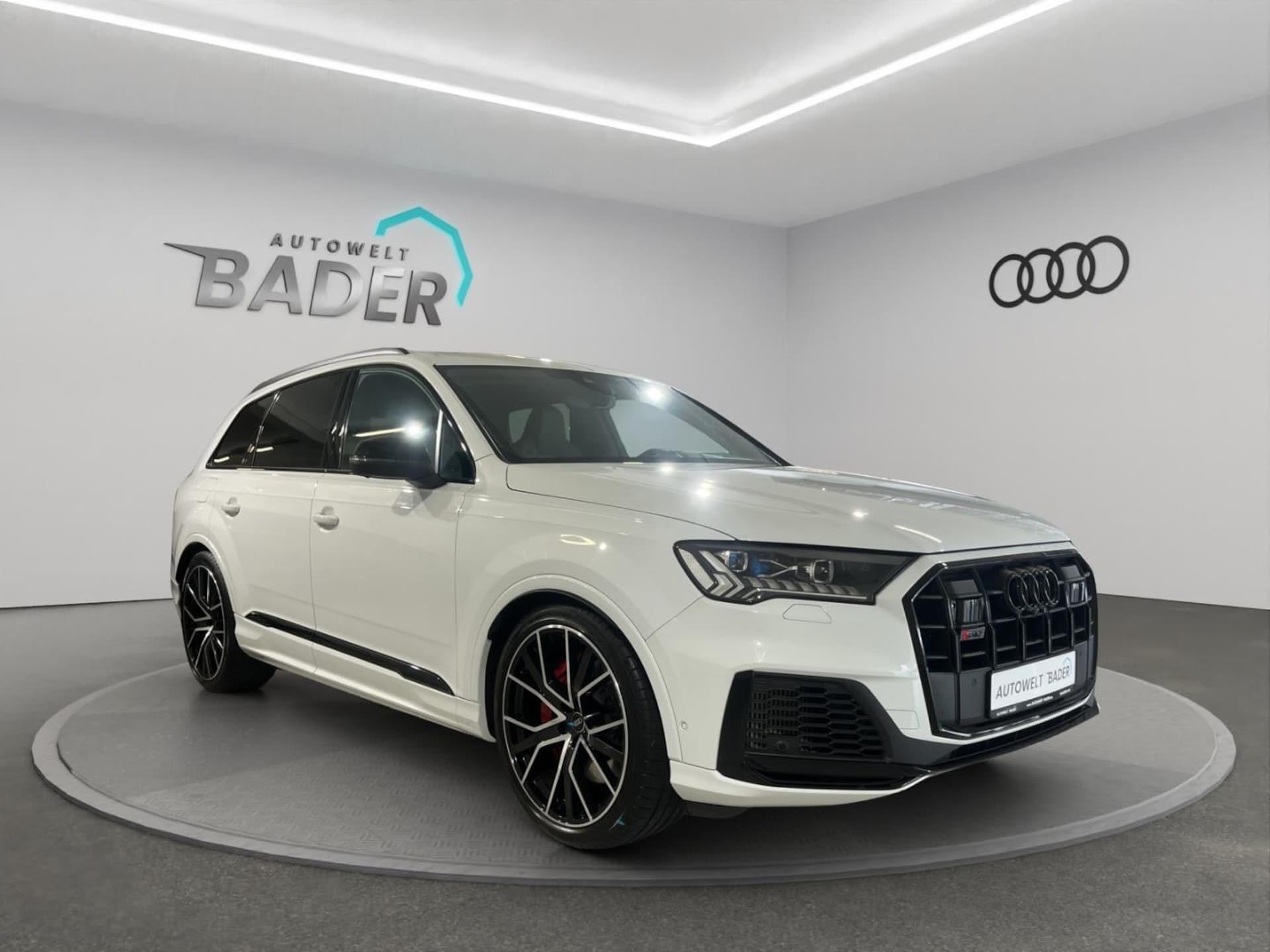 Audi SQ7 SUV