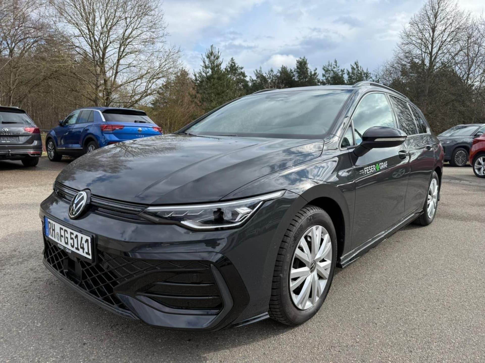 Volkswagen Golf Variant R-Line