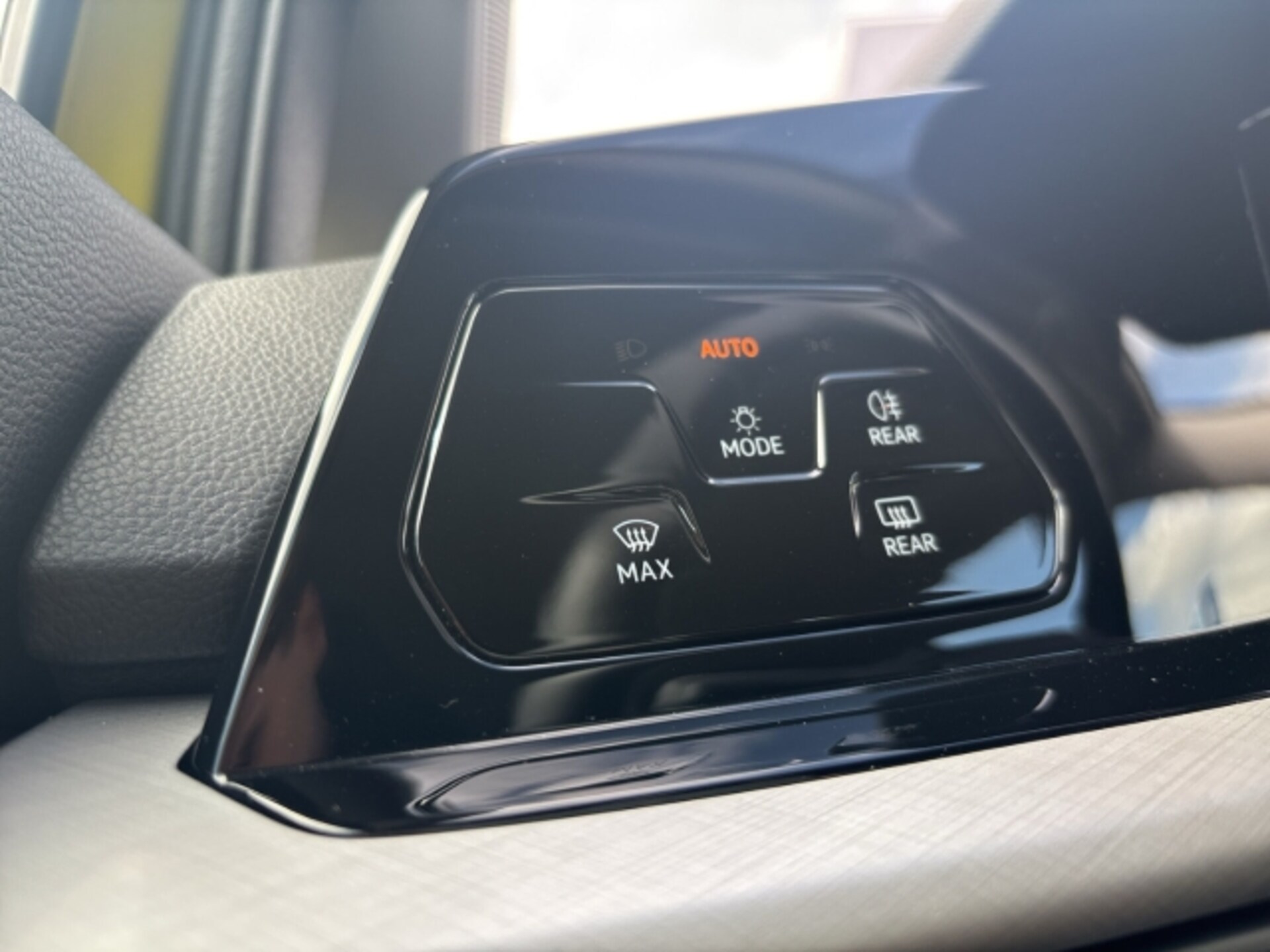 Volkswagen Golf Life