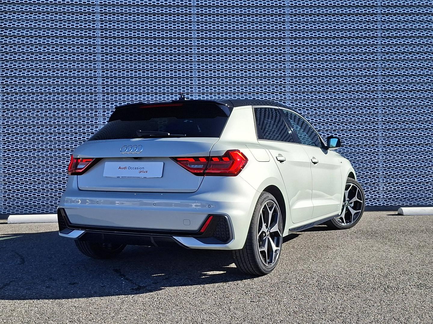 Image about Audi A1 Sportback S line plus 35 TFSI 110 kW (150 ch) S tronic