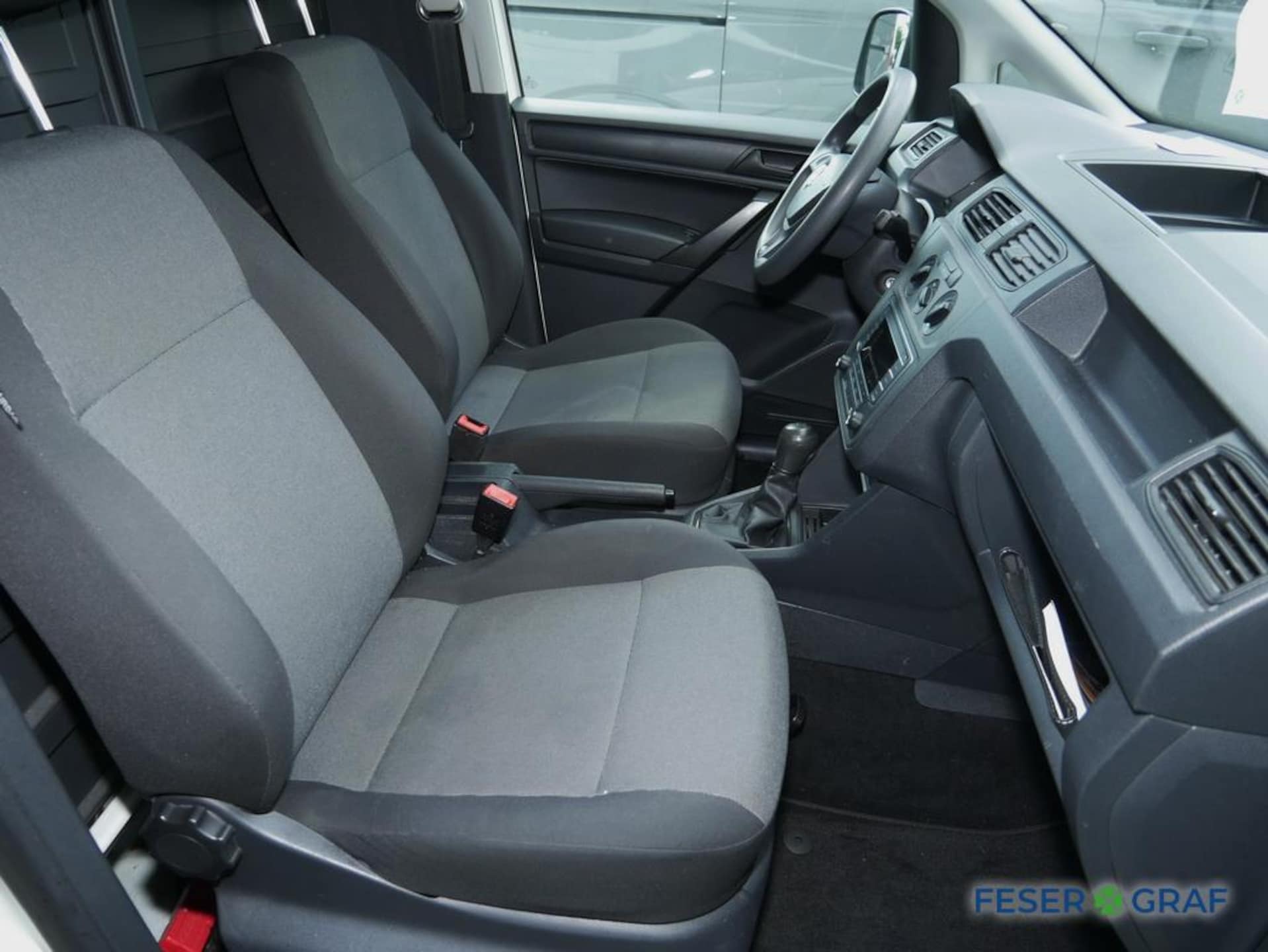 Volkswagen Caddy Maxi Kasten Basis-Modell