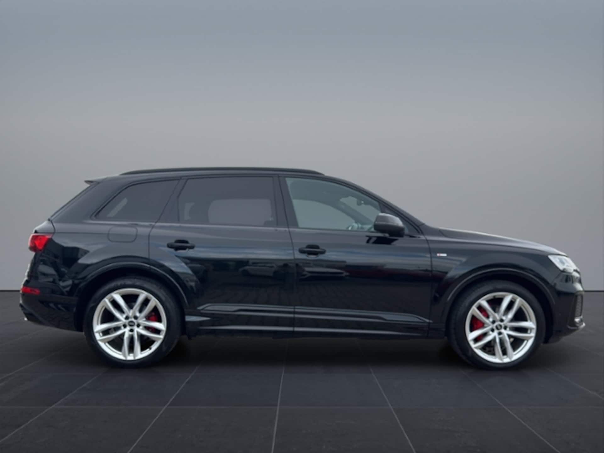 Audi Q7 SUV S line