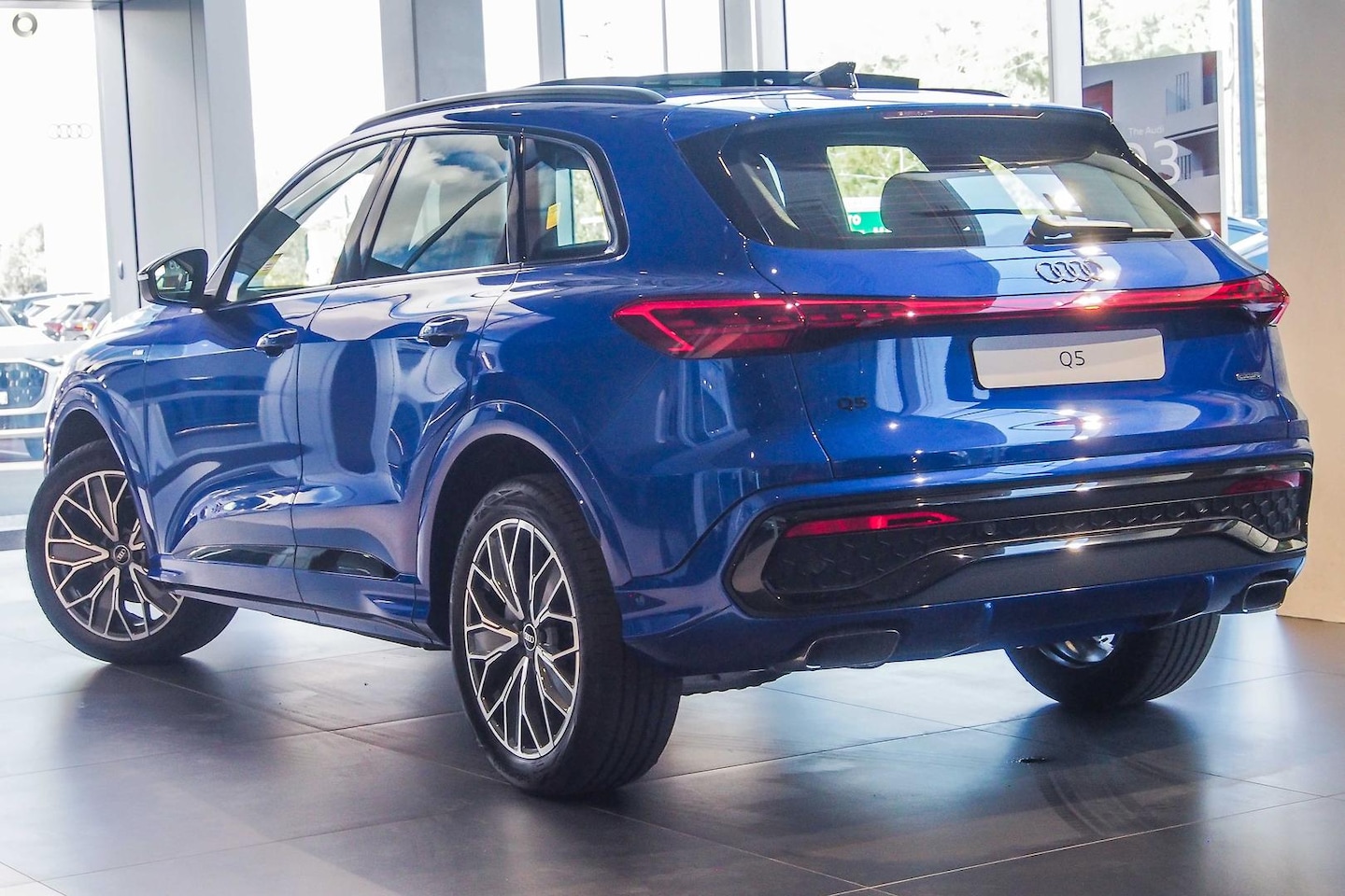 Image about Audi Q5 SUV TFSI quattro 200 kW sport