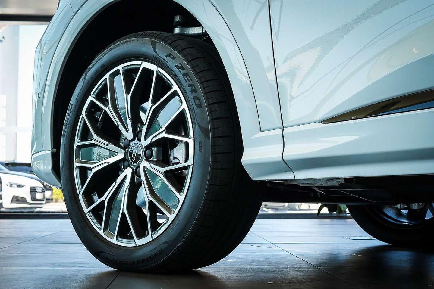 Image about Audi Q5 SUV TFSI quattro 200 kW sport