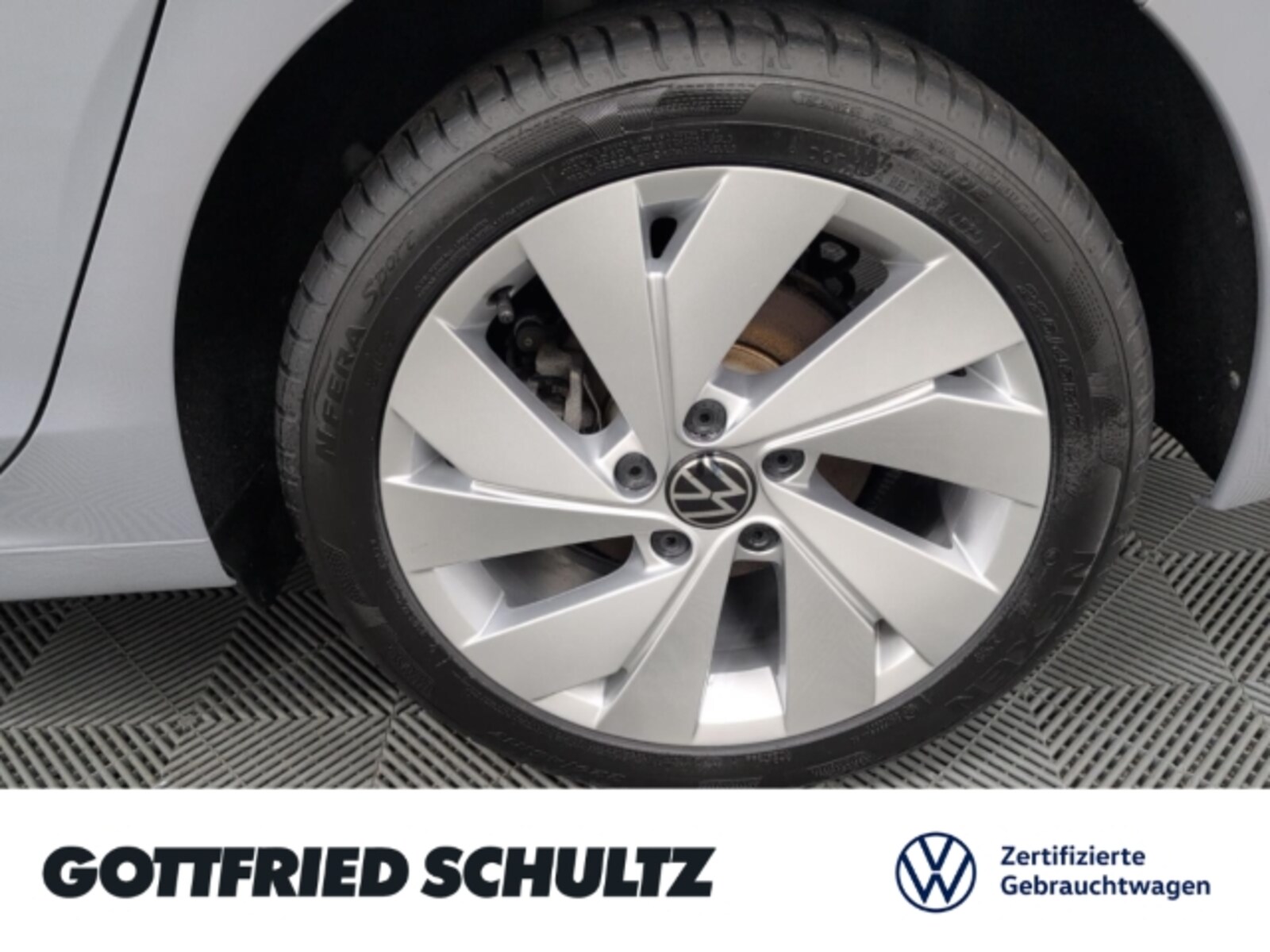 Volkswagen Golf – Bild 10