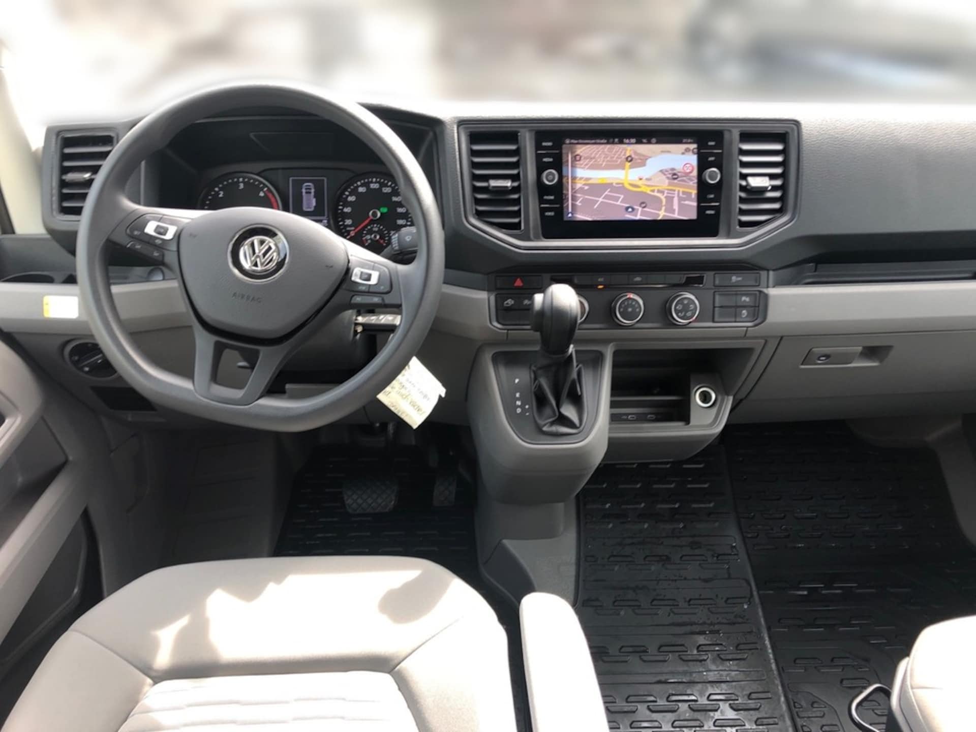 Volkswagen Grand California 600