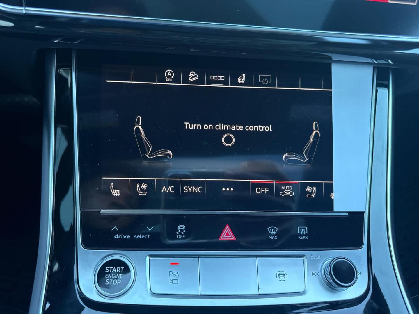 2026 Audi Q8 Premium Plus - Photo 25