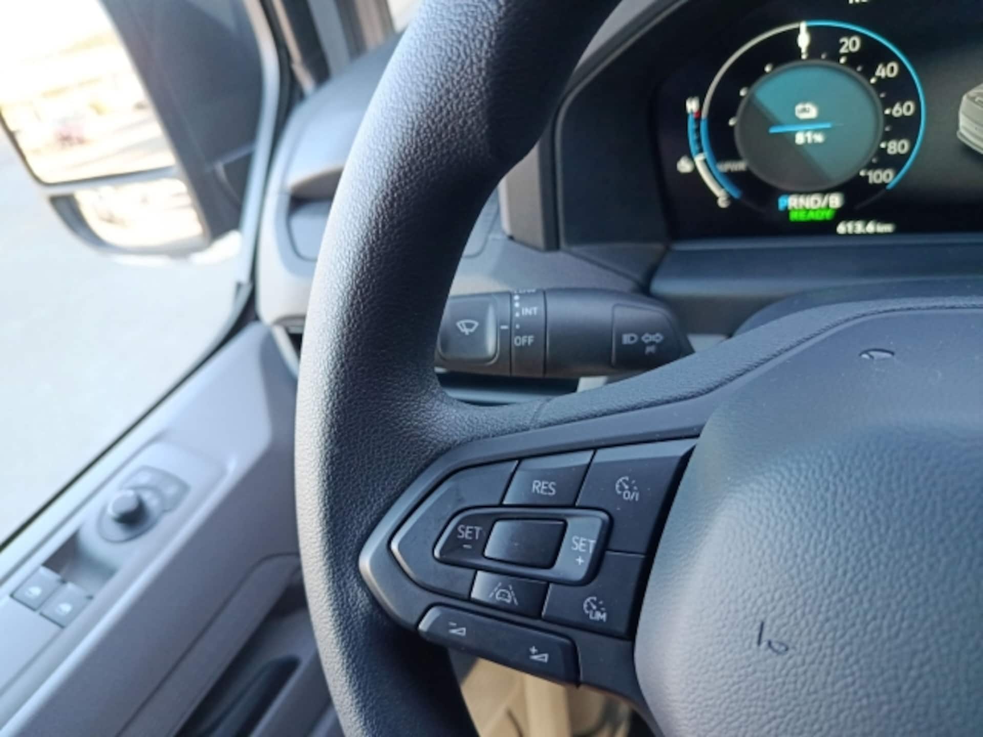 Volkswagen Transporter Kasten langer Radstand