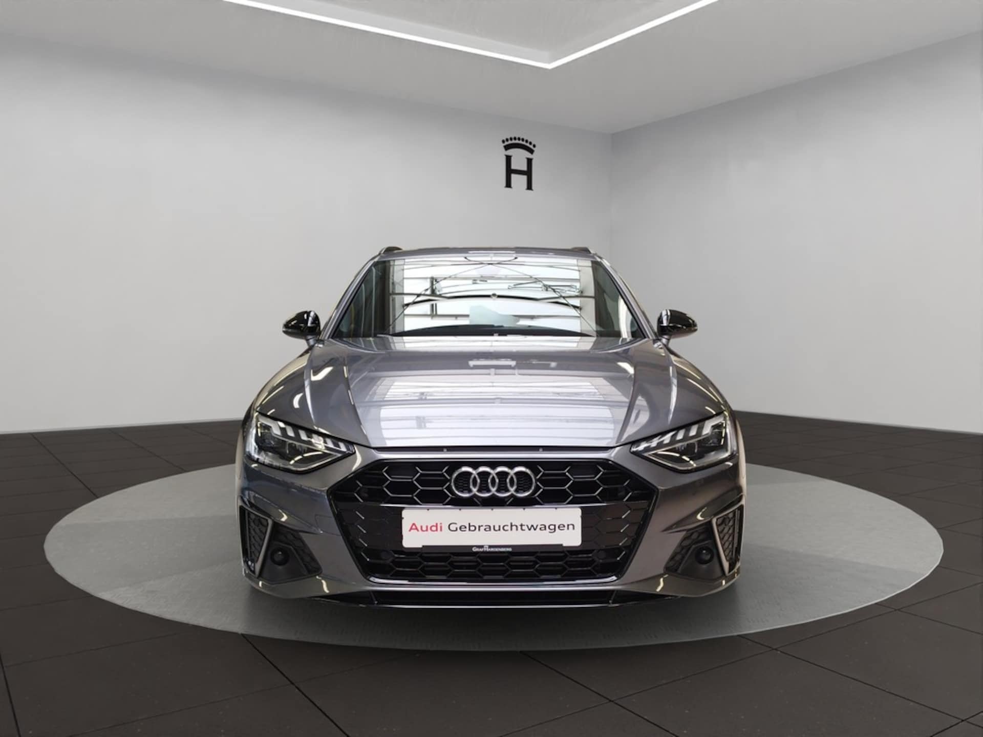 Audi A4 Avant S line