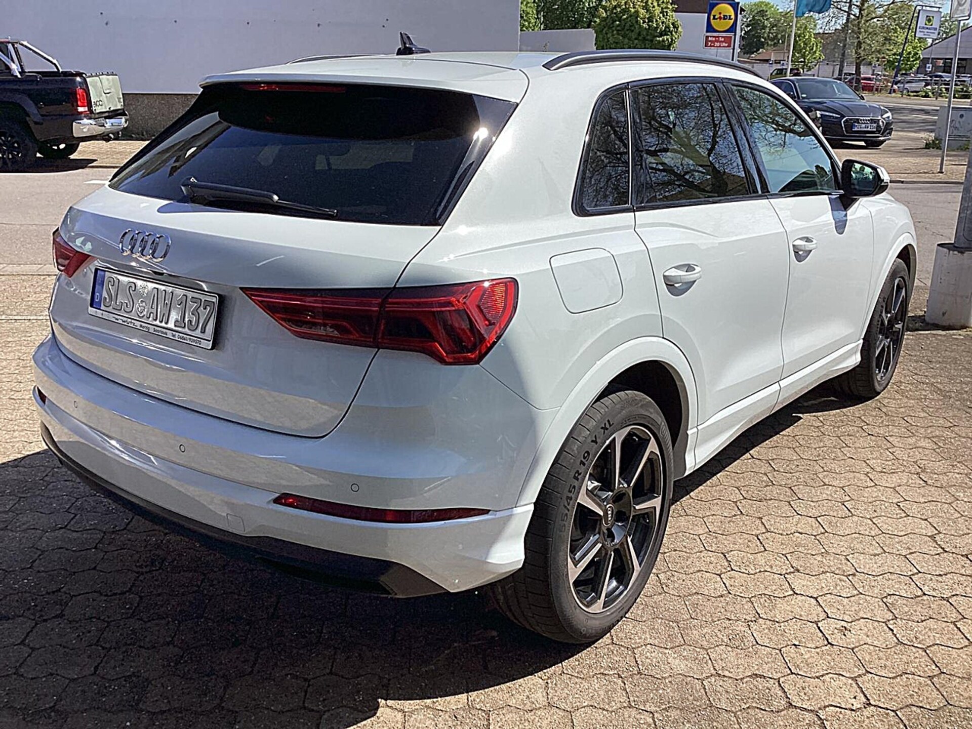 Audi Q3 SUV advanced
