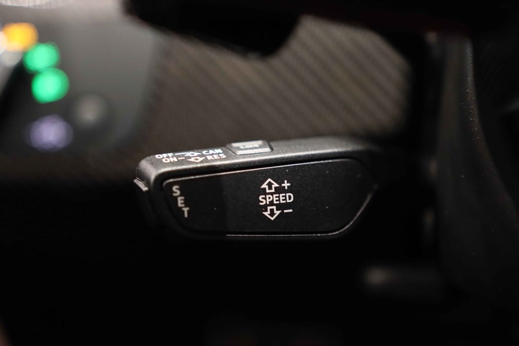 Bild som visar Audi RS 4 Avant RS 4 Avant 2.9 TFSI quattro 450 hk tiptronic - för mer information kontakta din Audi Partner