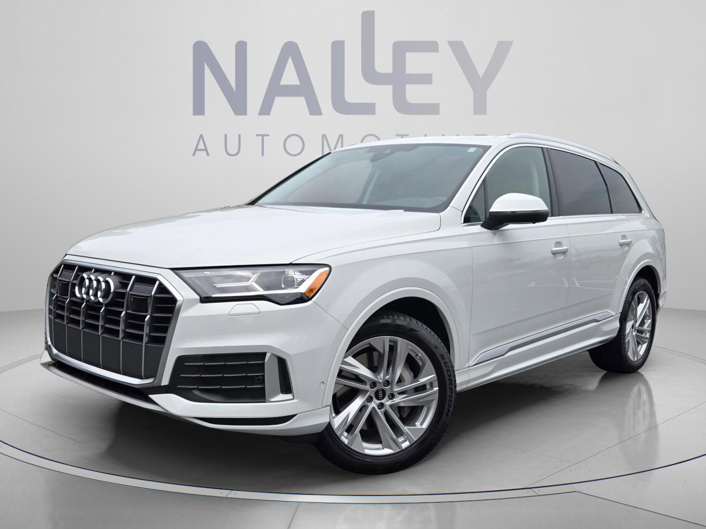 2023 Audi Q7 45 Premium quattro Tiptronic's photo