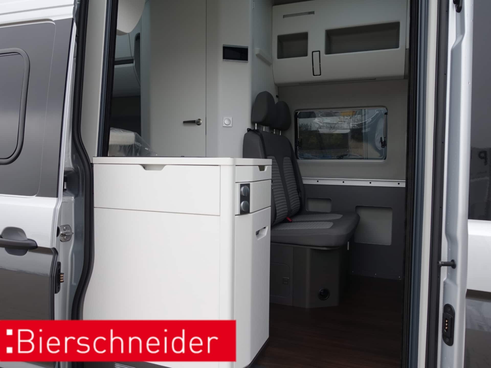 Volkswagen Grand California 600
