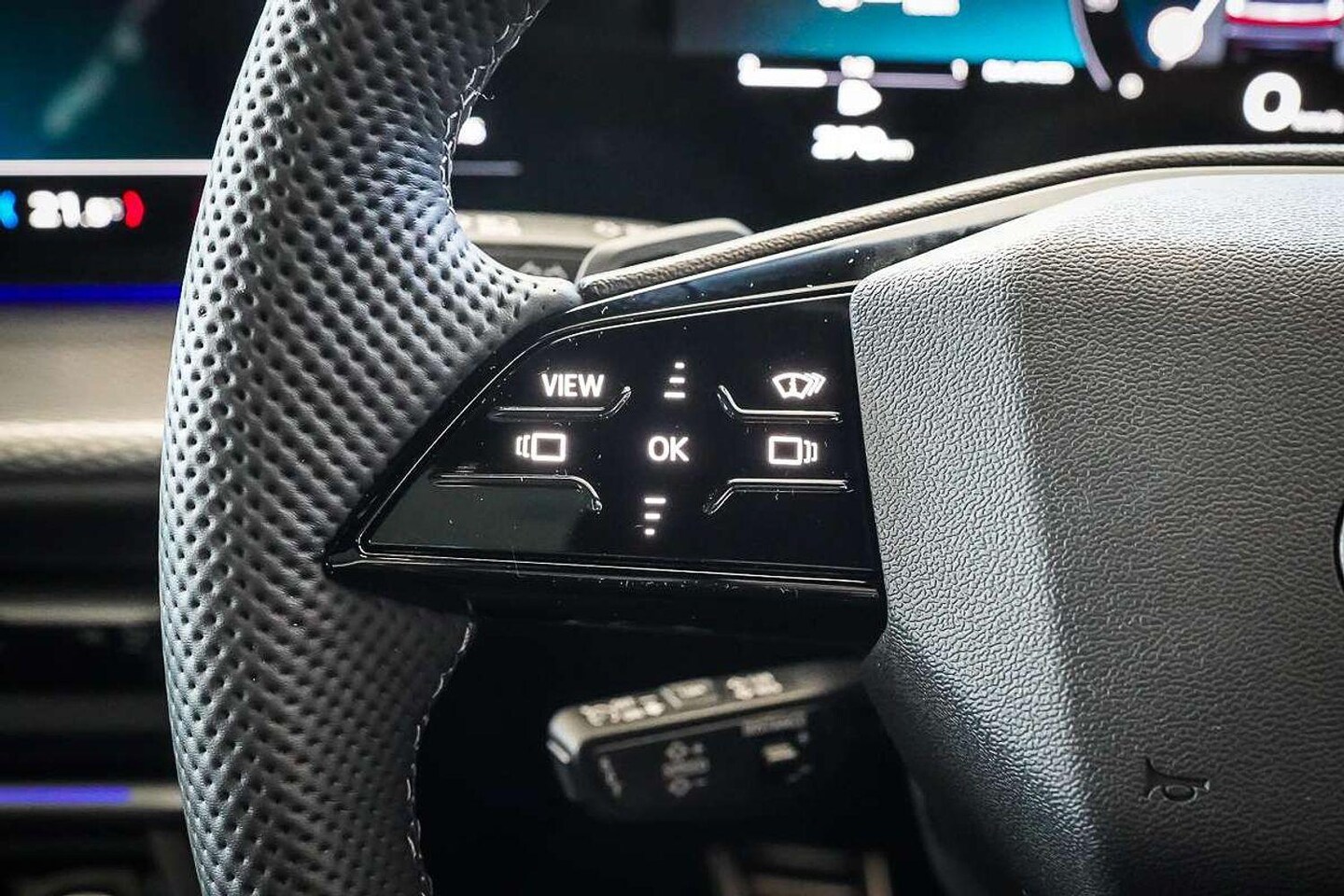 Image about Audi Q5 SUV TFSI quattro 200 kW sport