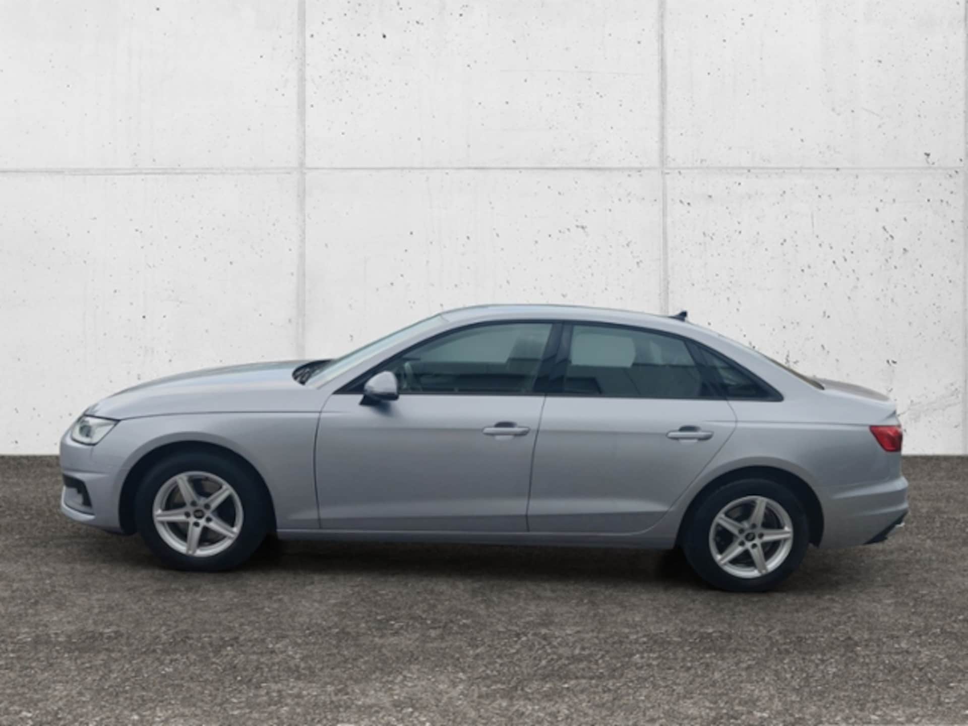Audi A4 Limousine