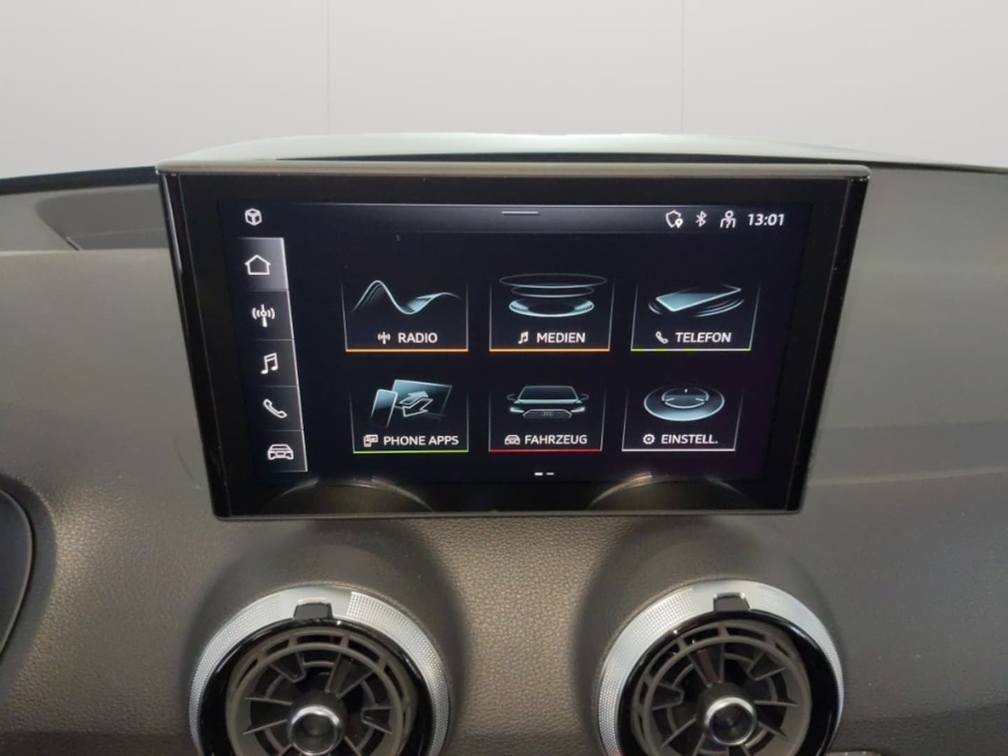 Bild über Audi Q2 S line 35 TFSI S tronic - für weitere Informationen kontaktieren Sie den Audi Partner