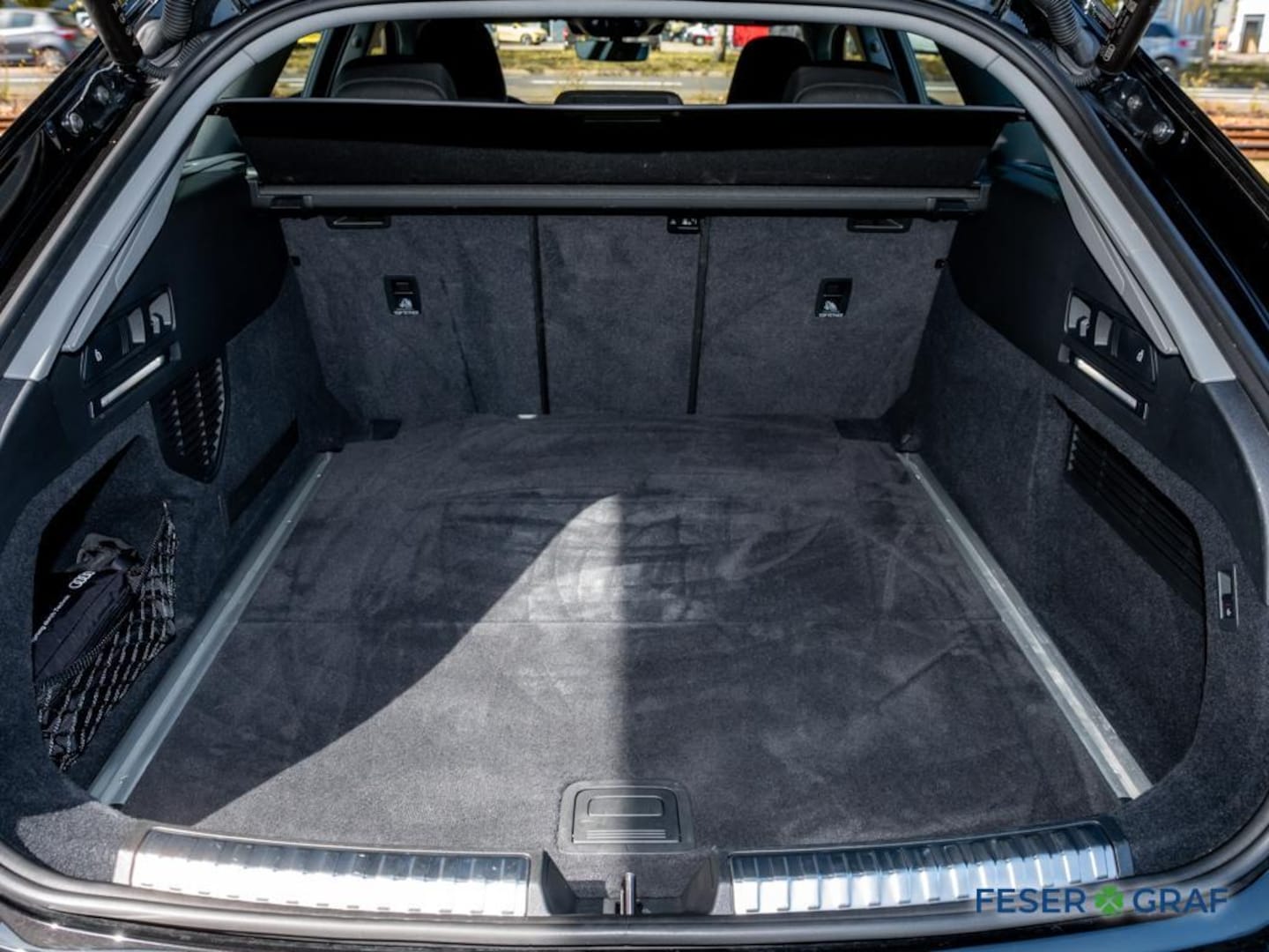 Bild über Audi A6 Avant TDI quattro 150 kW S tronic - für weitere Informationen kontaktieren Sie den Audi Partner