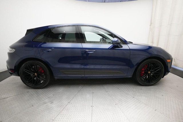 2022 Porsche Macan