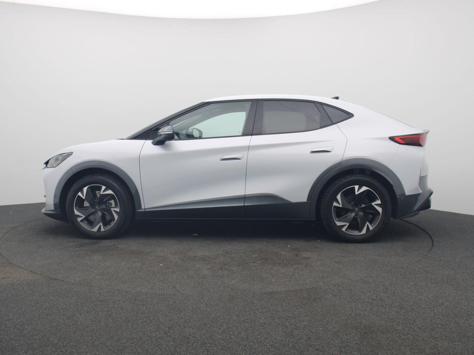 CUPRA Tavascan – Bild 4