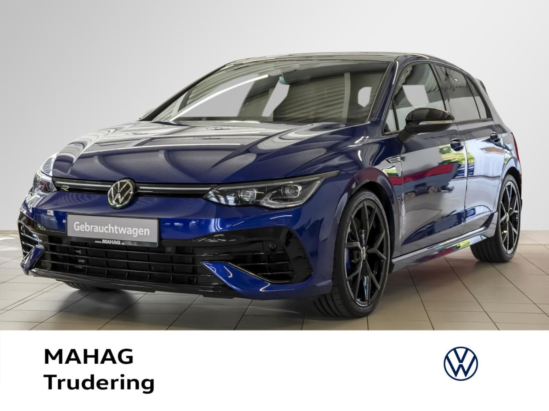 Volkswagen Golf — Volkswagen Golf Golf VIII R 2.0 BlackStyle TitanAga Leder IQ.Light IQ.Drive Navi Pano DCC H&K ParkAssist DSG
