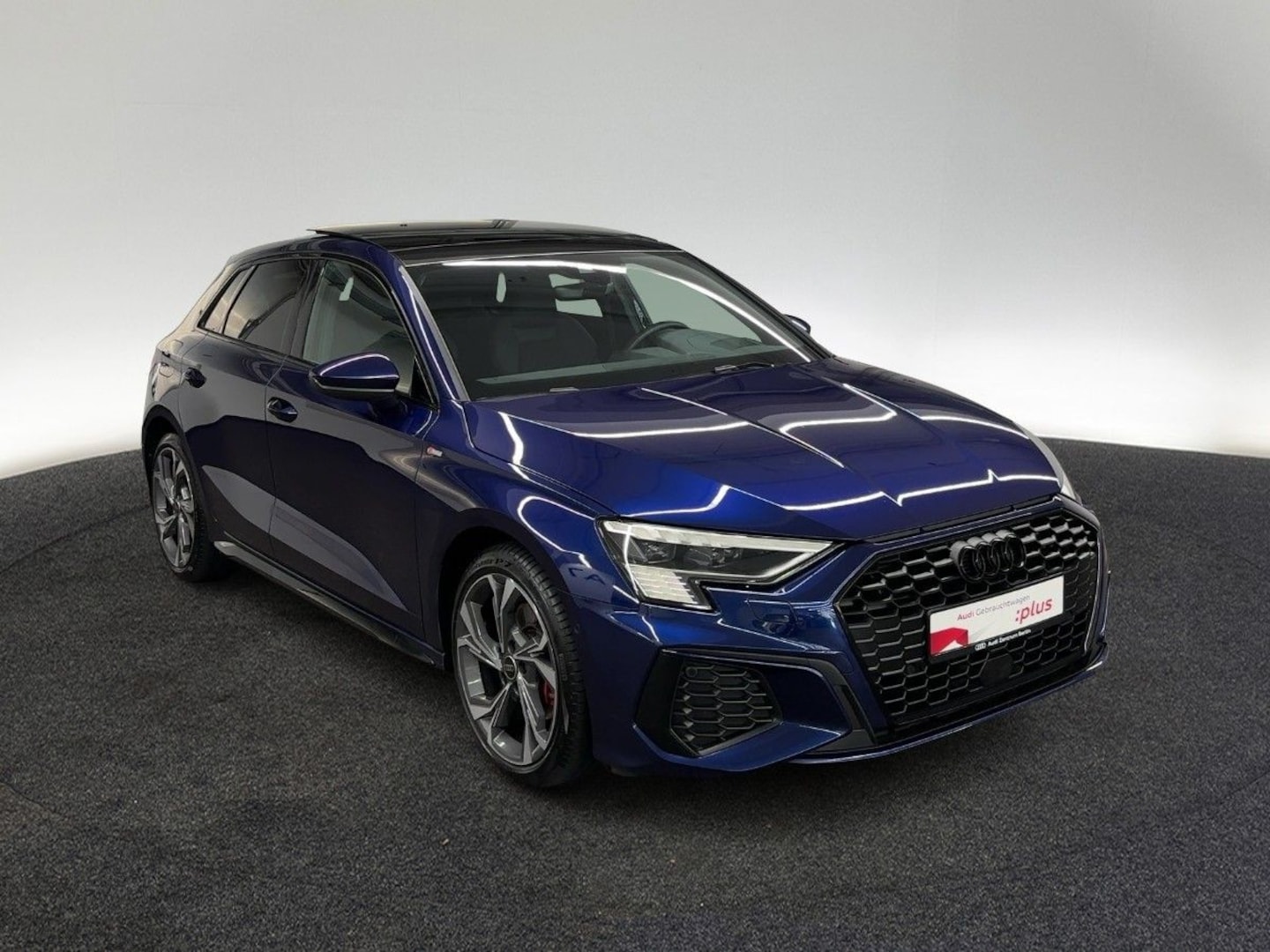 Bild über Audi A3 Sportback S line 35 TDI S tronic - für weitere Informationen kontaktieren Sie den Audi Partner