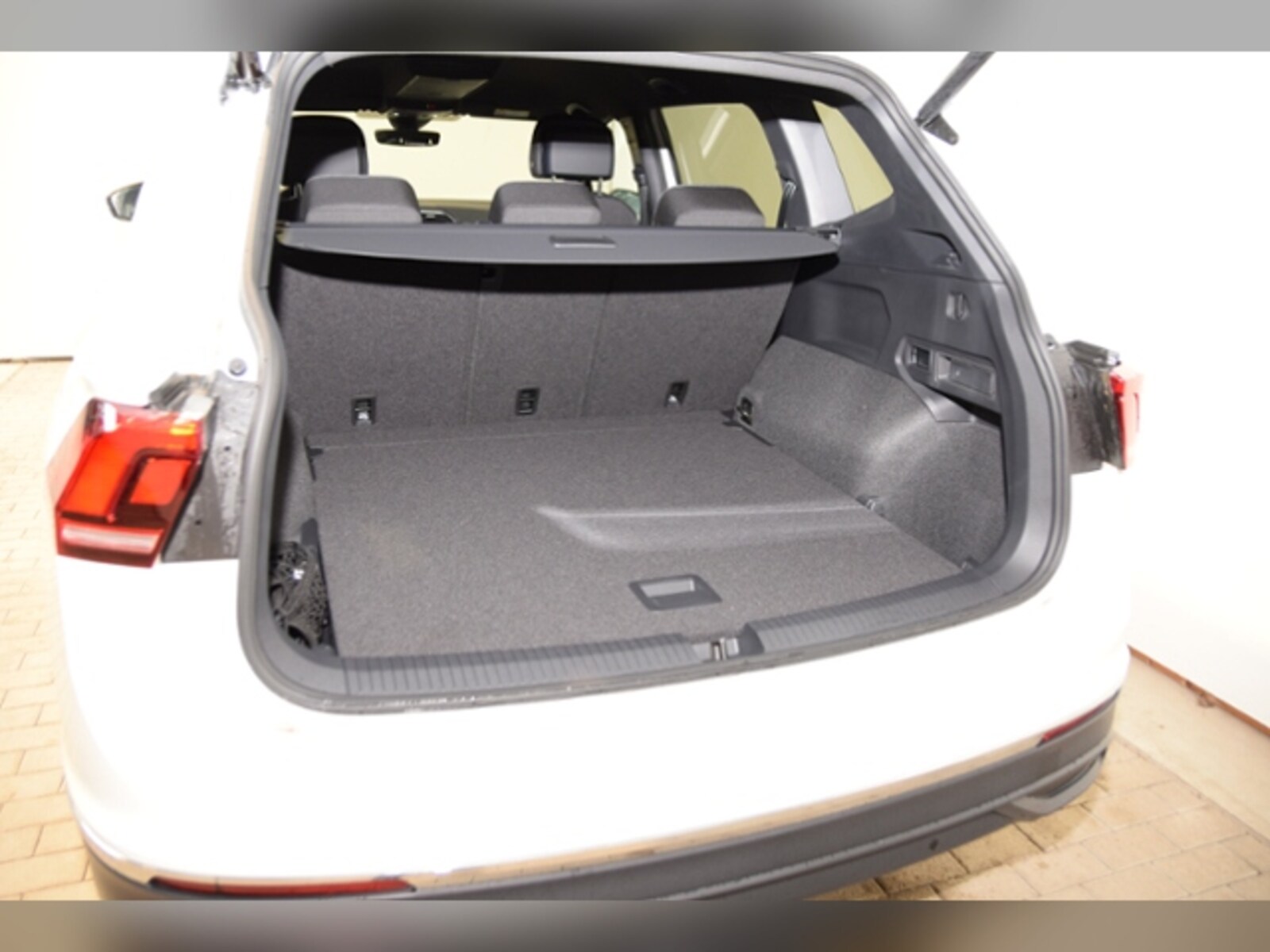Volkswagen Tiguan Allspace – Bild 8
