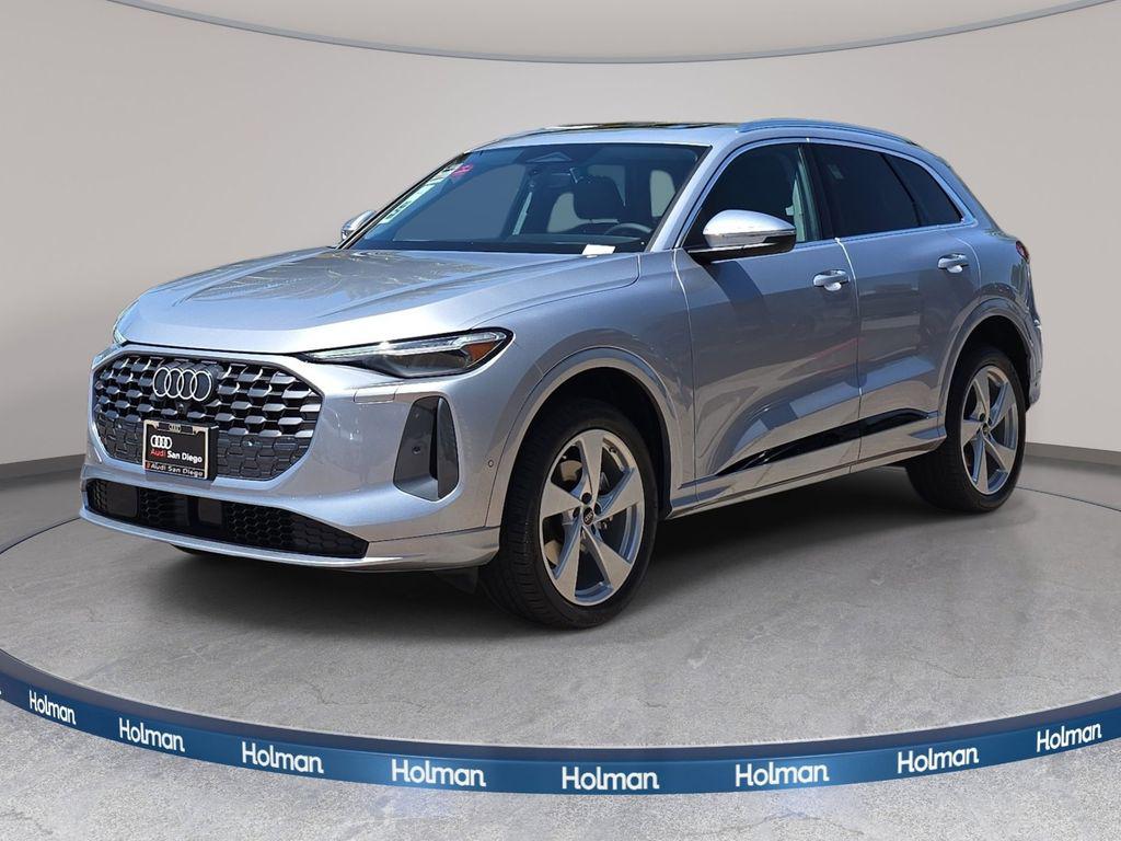 2026 Audi Q5 Premium Plus quattro's photo