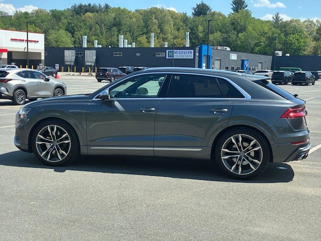 2021 Audi SQ8