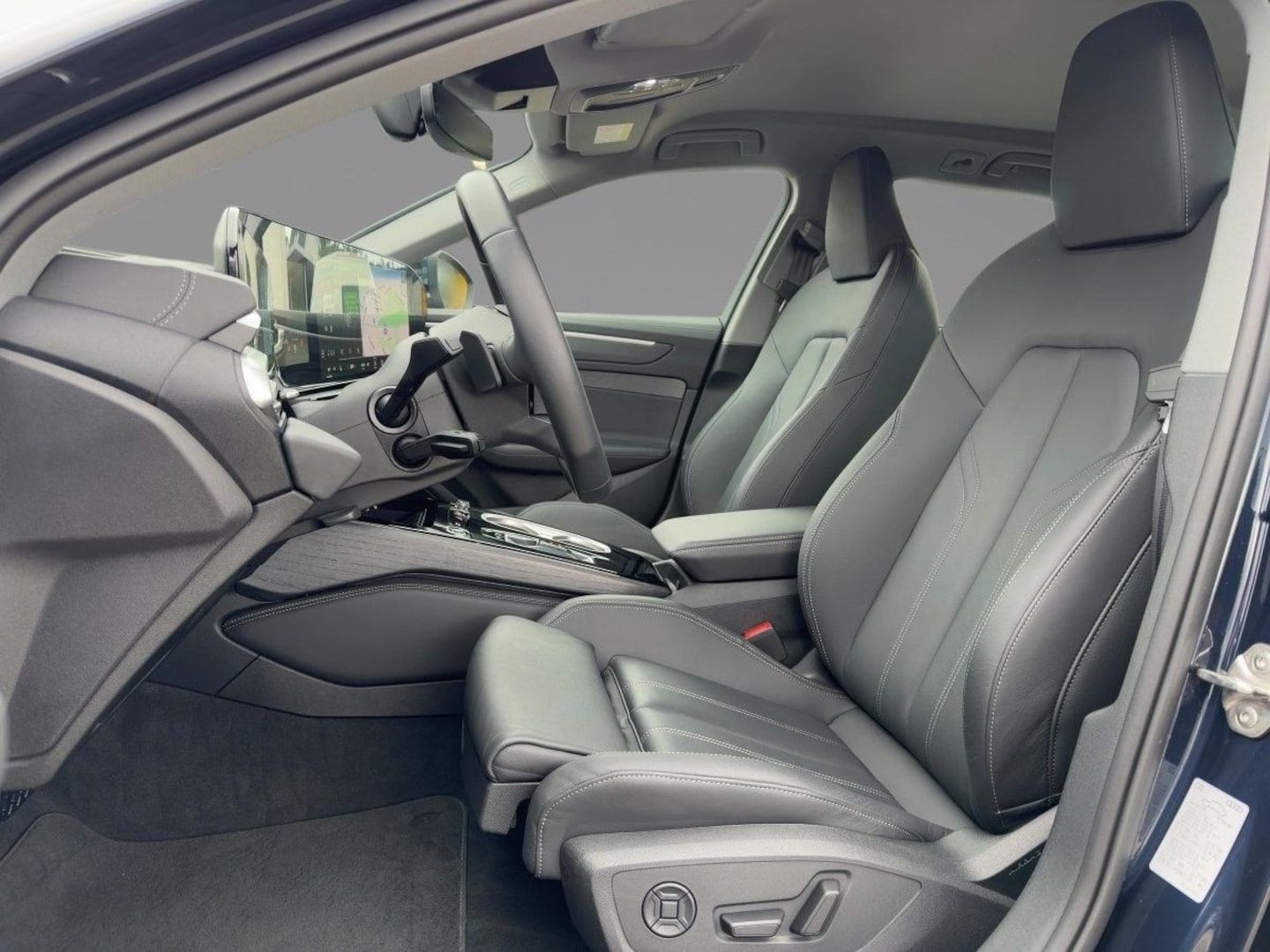 Bild über Audi A6 Avant TDI 150 kW S tronic - für weitere Informationen kontaktieren Sie den Audi Partner
