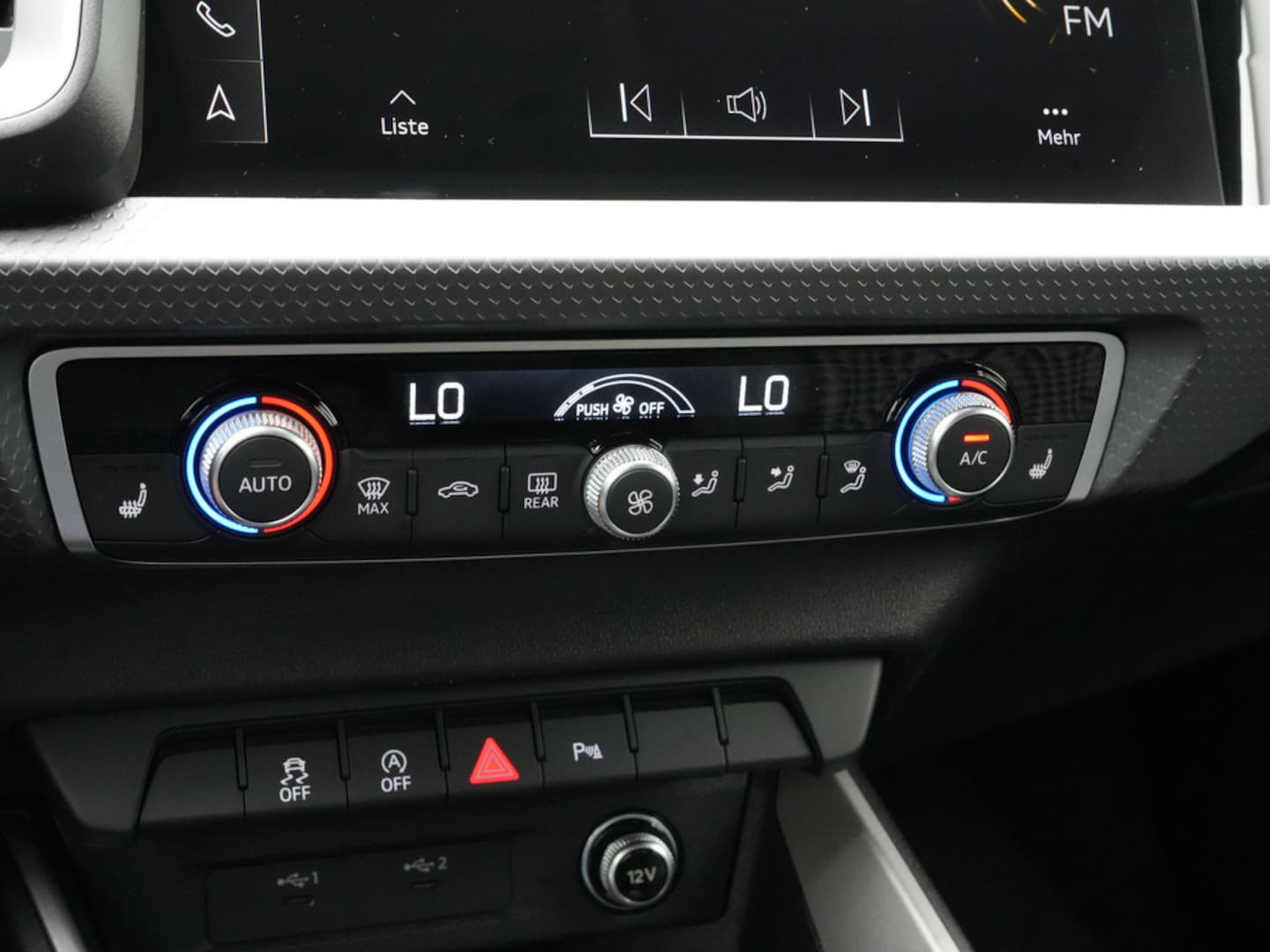 Bild über Audi A1 Sportback S line 35 TFSI S tronic - für weitere Informationen kontaktieren Sie den Audi Partner