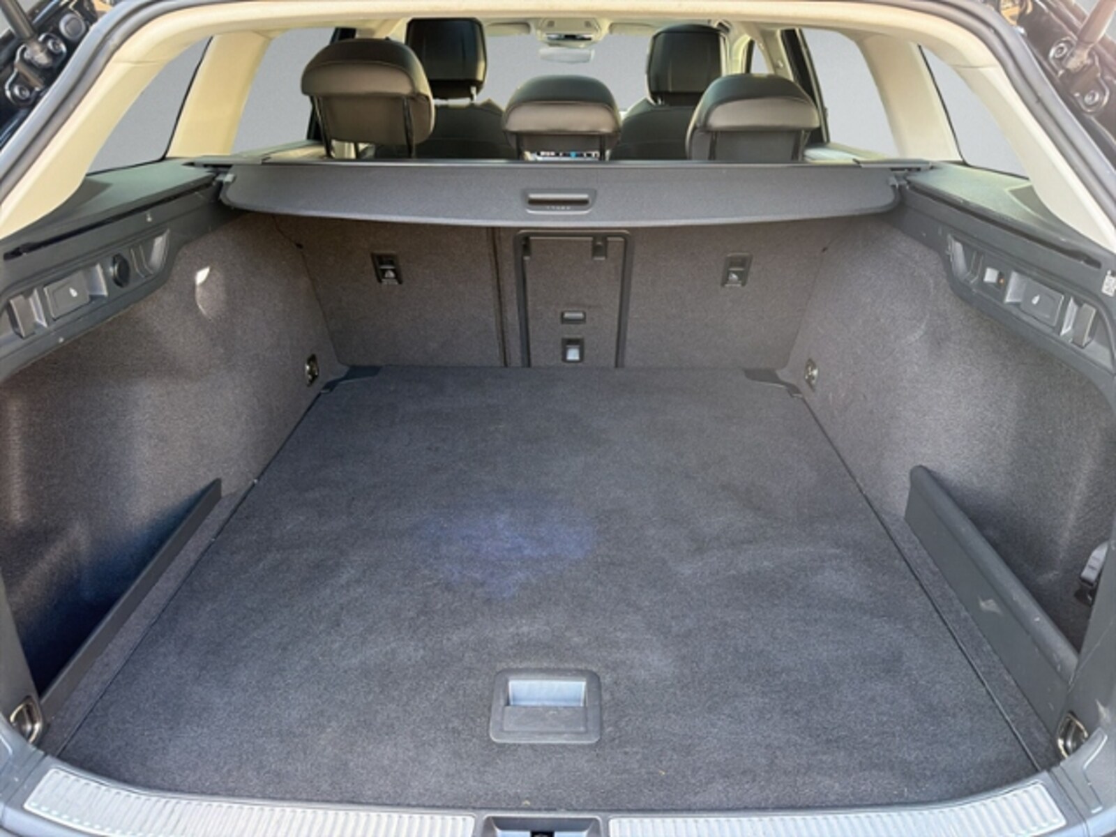 Volkswagen Passat – Bild 7
