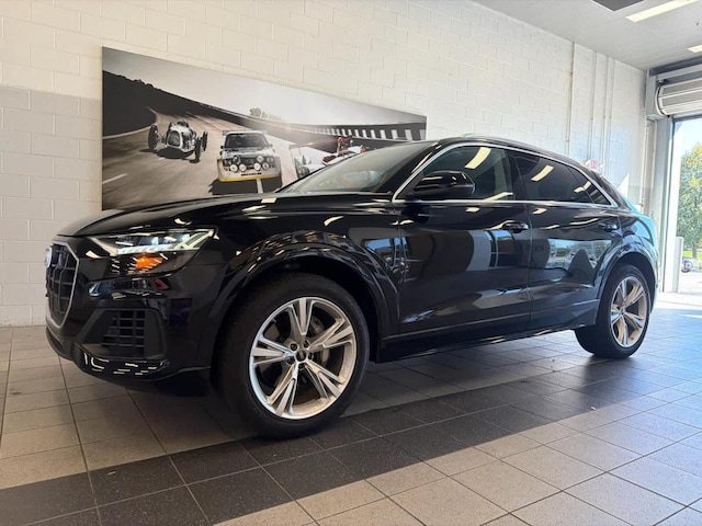 Photo of 2023 Audi Q8